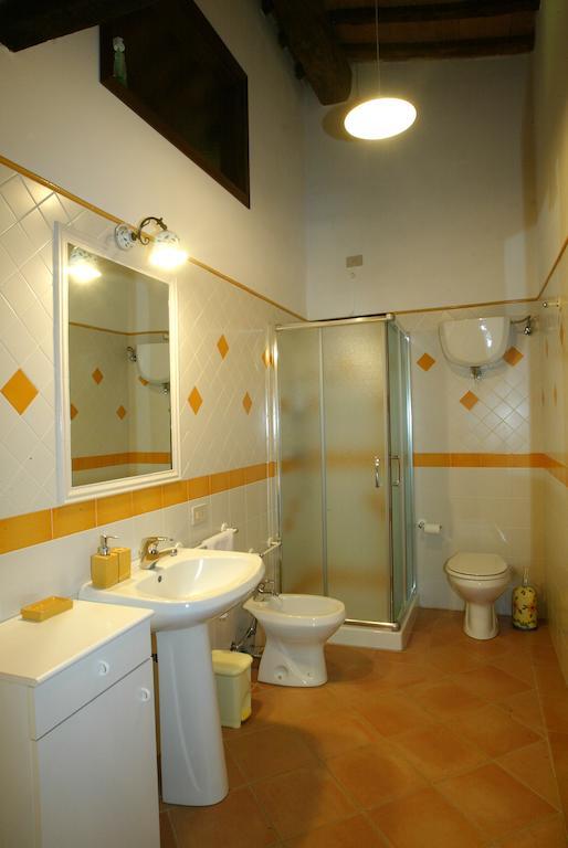 Appartamento con 2 Camere da Letto e Vista Lago